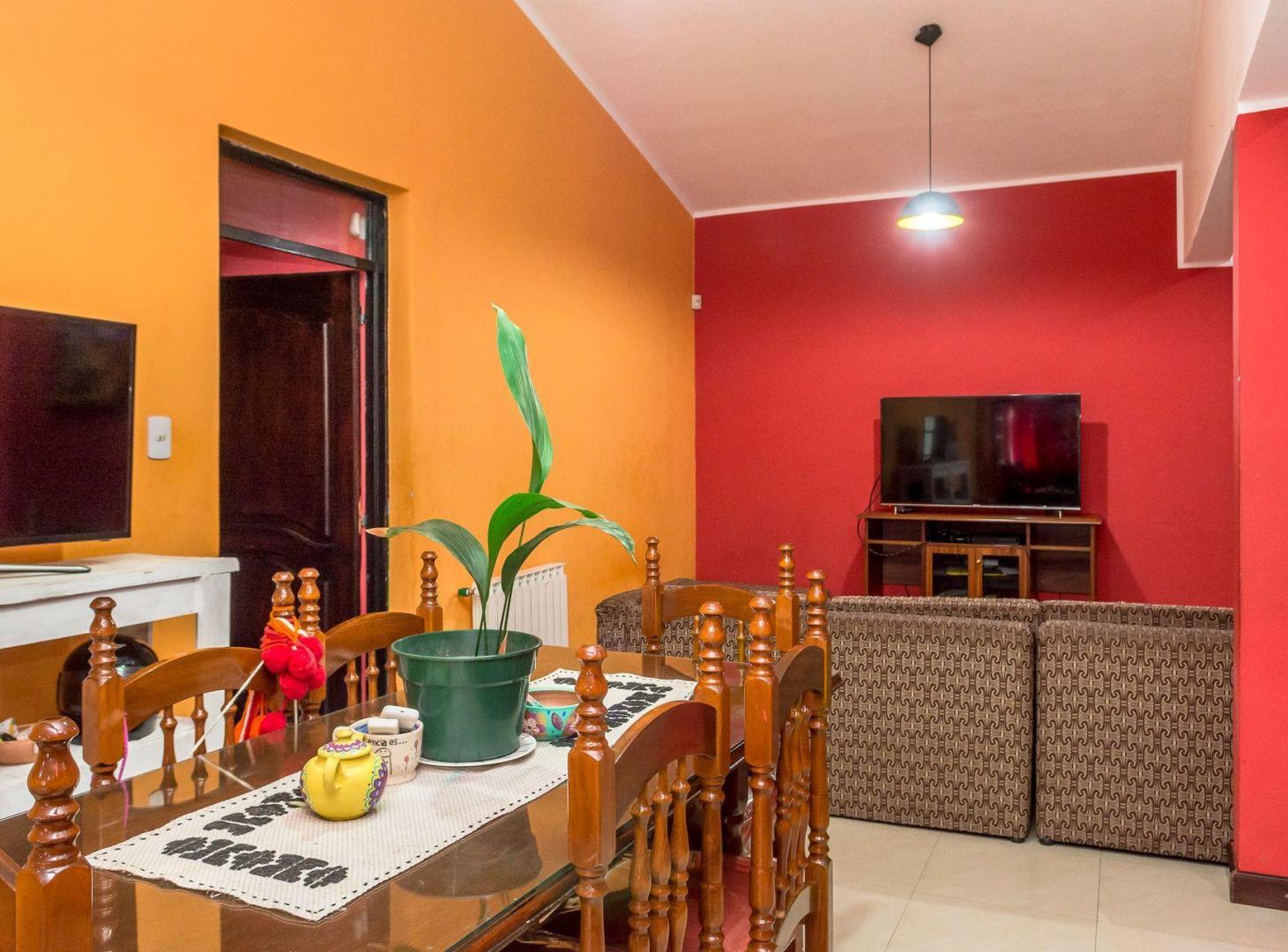 Foto de CASA VENTA Bº CASTAÑARES ZONA NORTE 6 DORMITORIOS, imagen 2