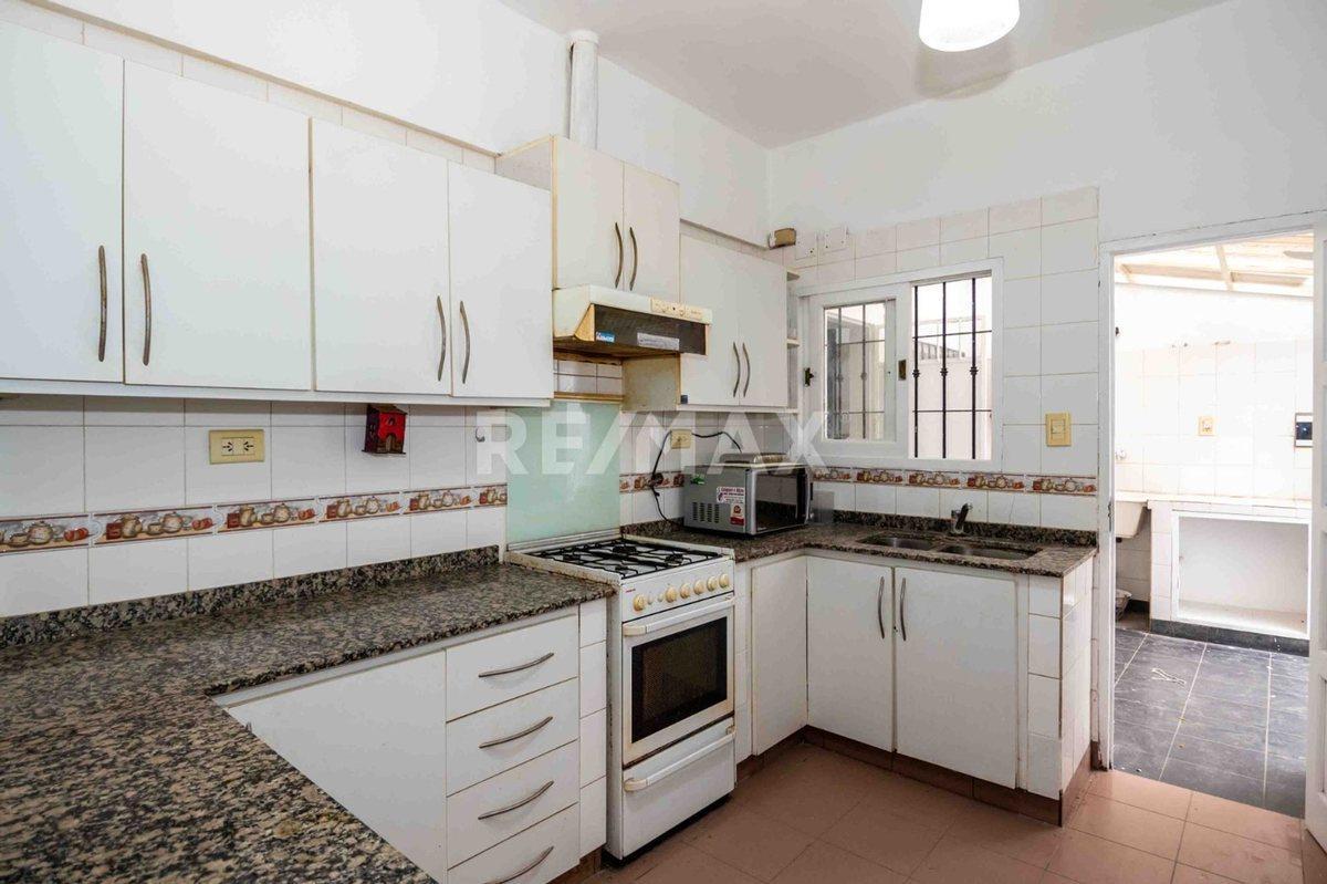 Foto de CASA EN ALQUILER ESTUDIO COCHERA TRES CERRITOS, imagen 4
