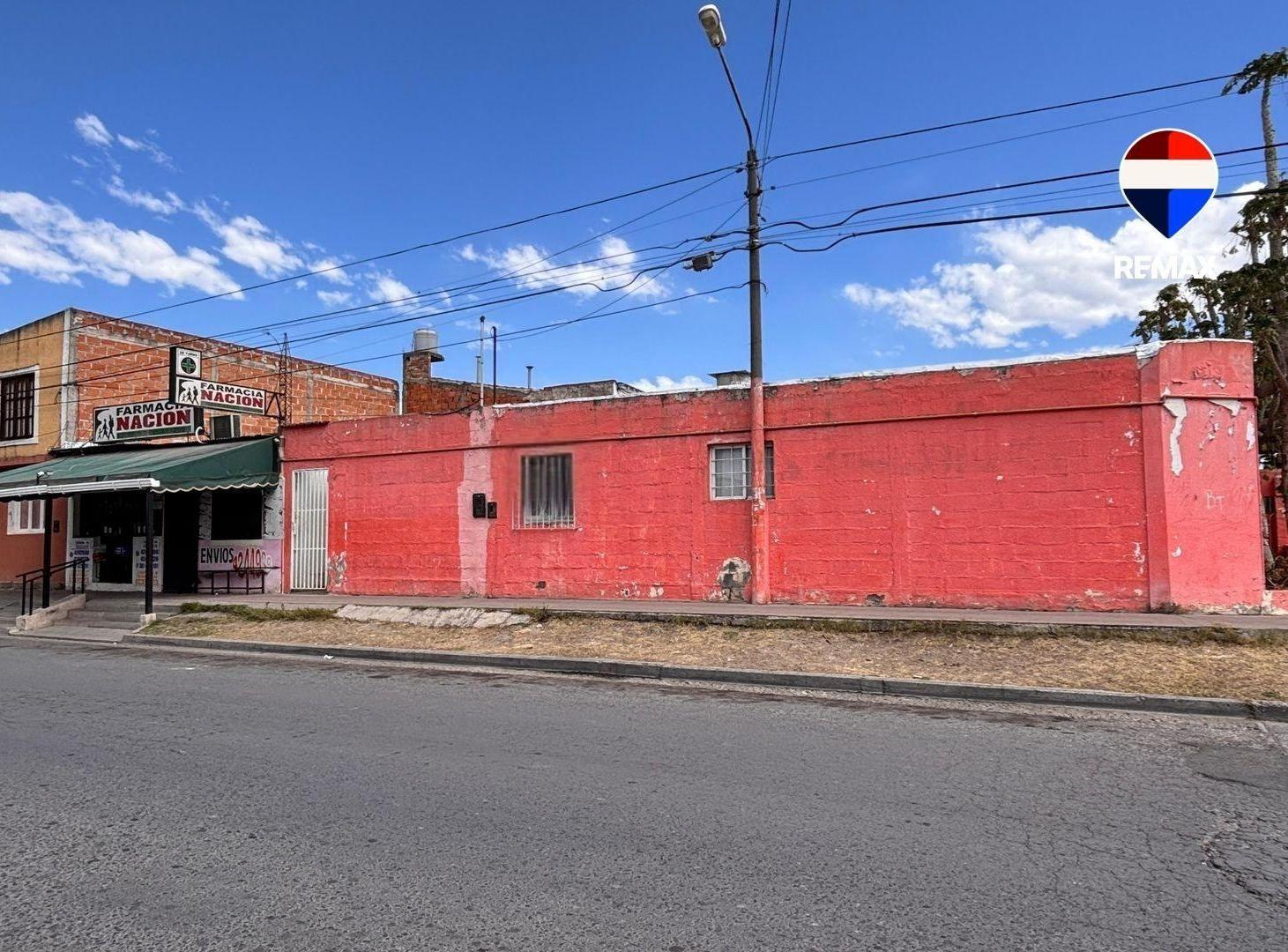 Foto de CASA ESQUINA CON LOCAL COMERCIAL BARRIO EL TRIBUNO, imagen 1