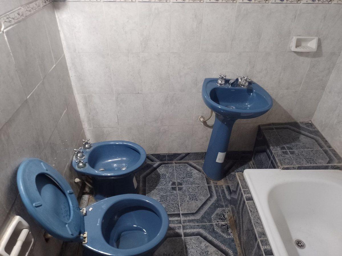 Foto de CASA VENTA VILLA ASUNCION ZONA OESTE EN ESQUINA, imagen 4
