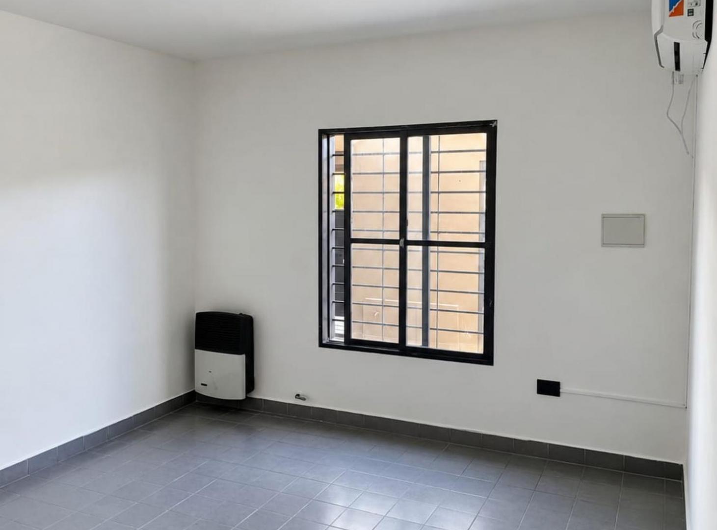 Foto de CASA EN ALQUILER BARRIO EL HUAICO ZONA NORTE, imagen 3