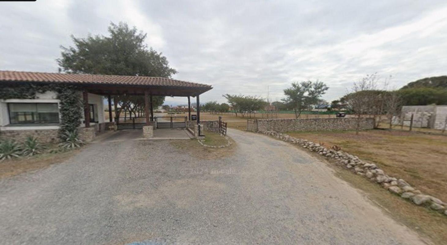 Foto de TERRENO VENTA DE 1142M2 FRENTE A AEROPUERTO, imagen 2