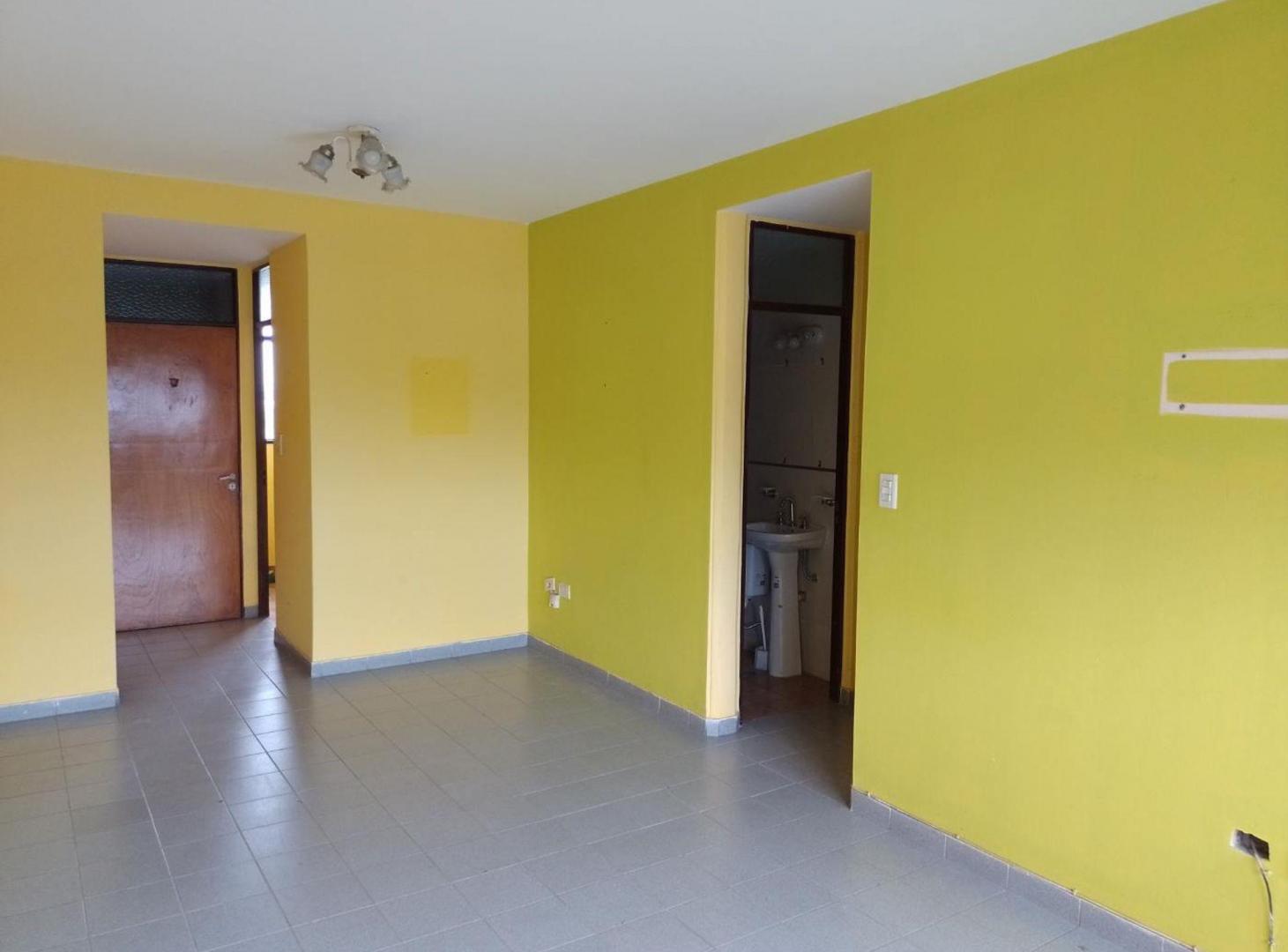 Foto de DEPARTAMENTO VENTA APTO CREDITO MACROCENTRO 3 DORM, imagen 2