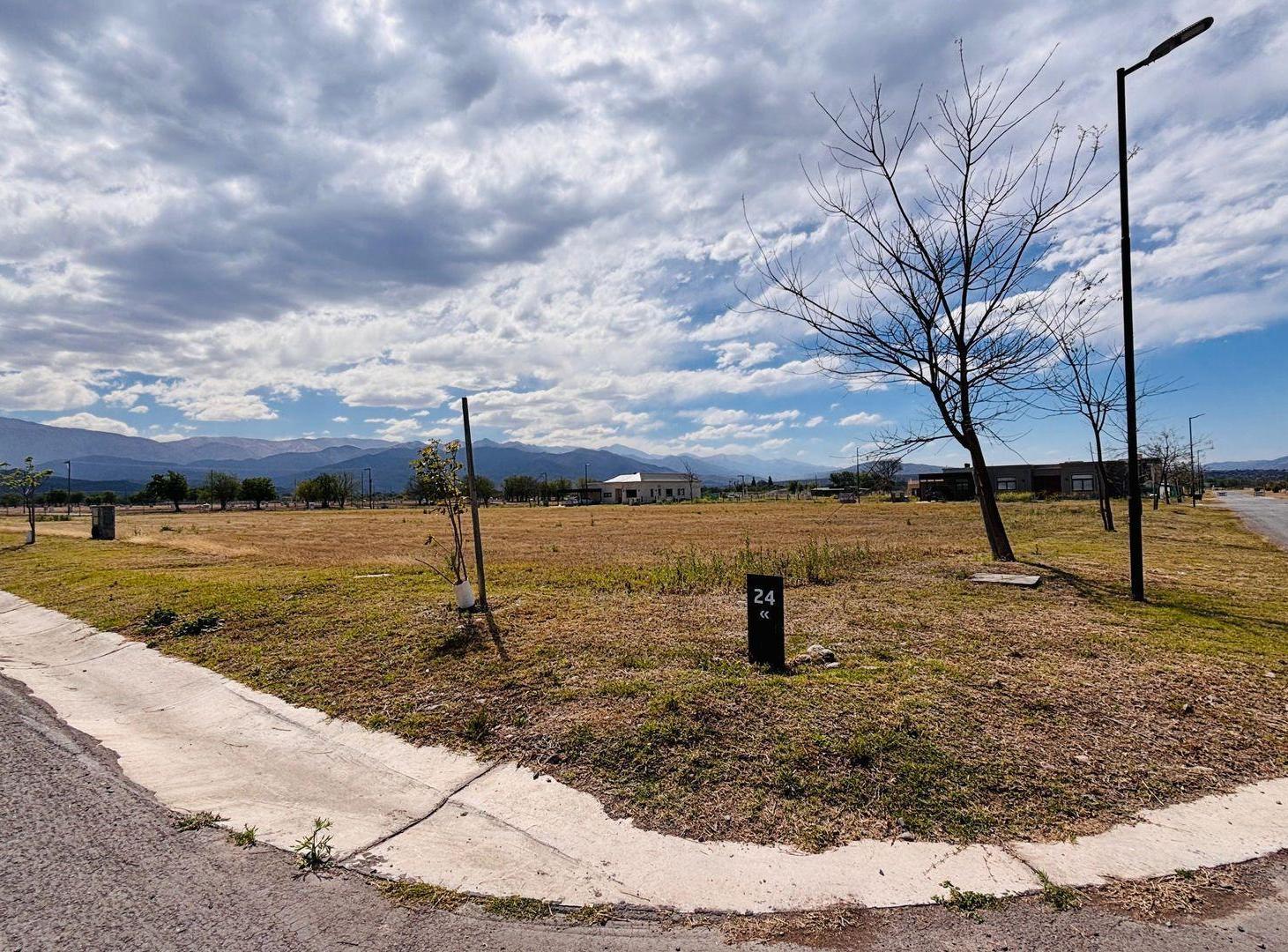 Foto de TERRENO EN ESQUINA EN VENTA LA VERBENA ZONA SUR, imagen 5