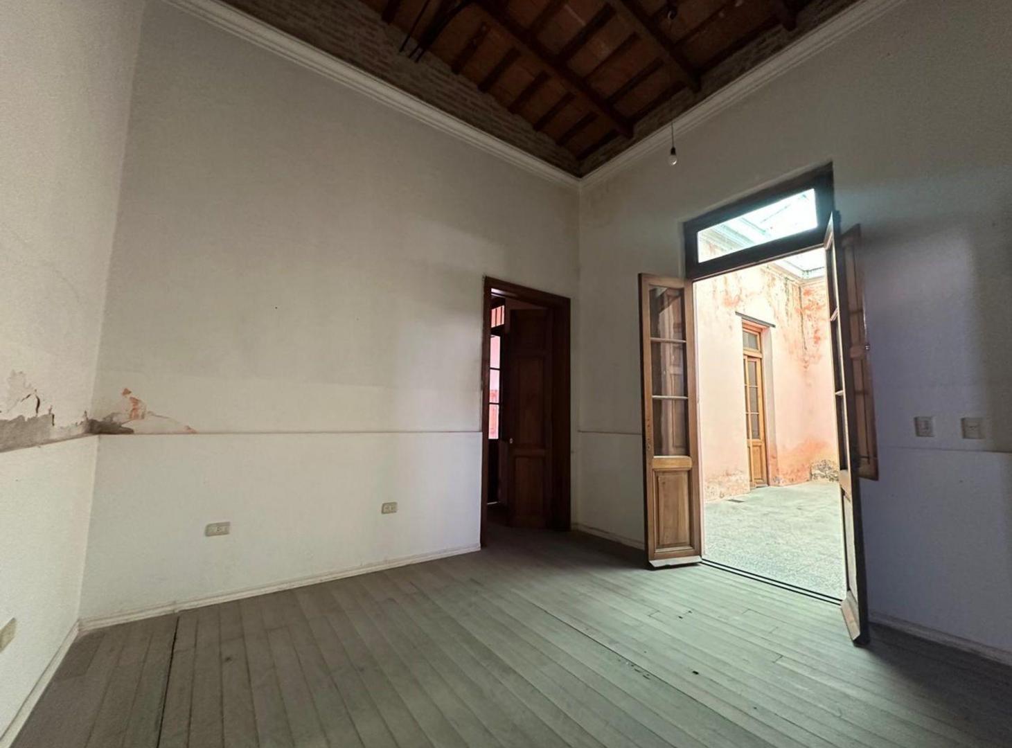 Foto de CASA EN VENTA MACROCENTRO 368 MT2, imagen 5