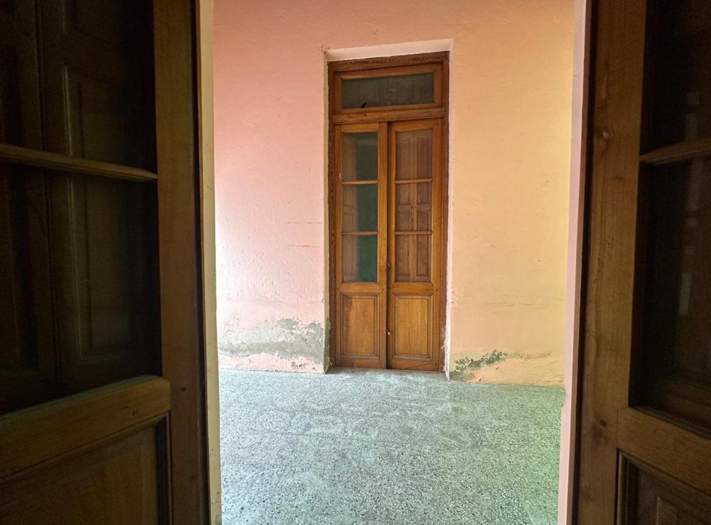 Foto de CASA EN VENTA MACROCENTRO 368 MT2, imagen 2