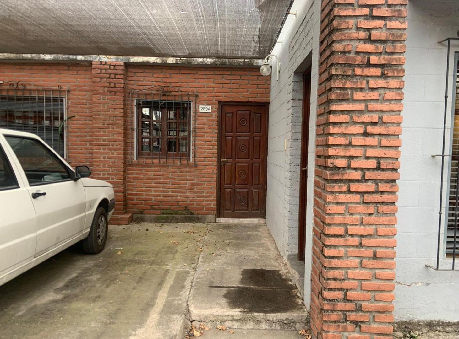 Foto de CASA VENTA ZONA SUR INTERSINDICAL 4 DORM 250 M2, imagen 4