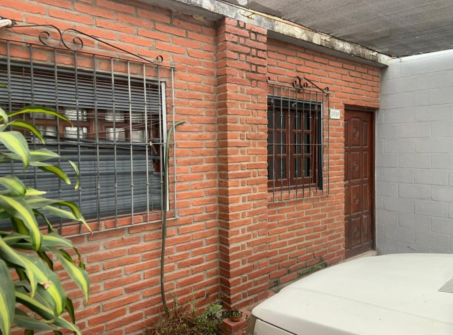 Foto de CASA VENTA ZONA SUR INTERSINDICAL 4 DORM 250 M2, imagen 1