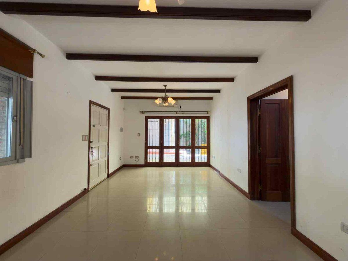 Foto de CASA3 EN VENTA TRES CERRITOS 3 DORM APTA CREDITO, imagen 4
