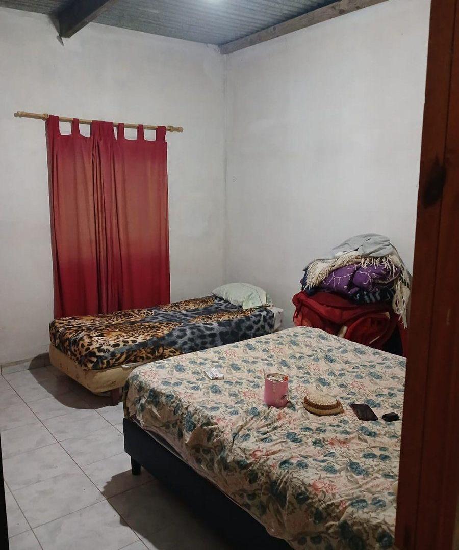 Foto de CASA EN VENTA CORONEL MOLDES 6 DORMITORIOS, imagen 4