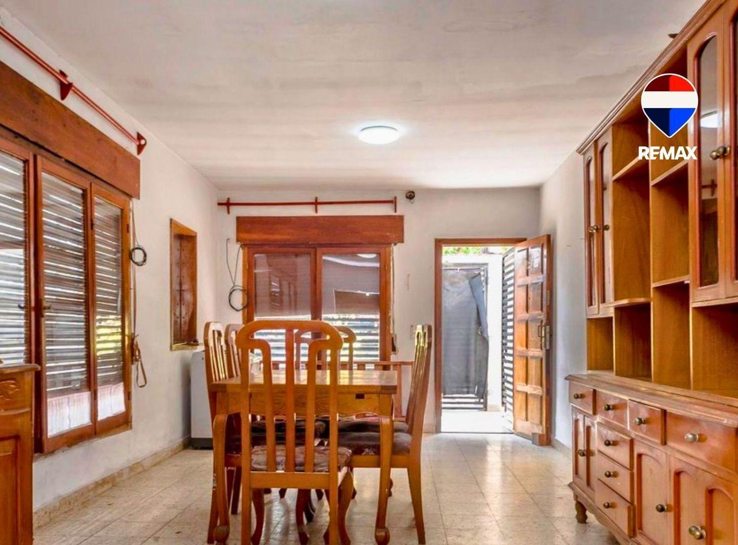 Foto de CASA A REMODELAR EN VENTA MACROCENTRO 275.92m2, imagen 4