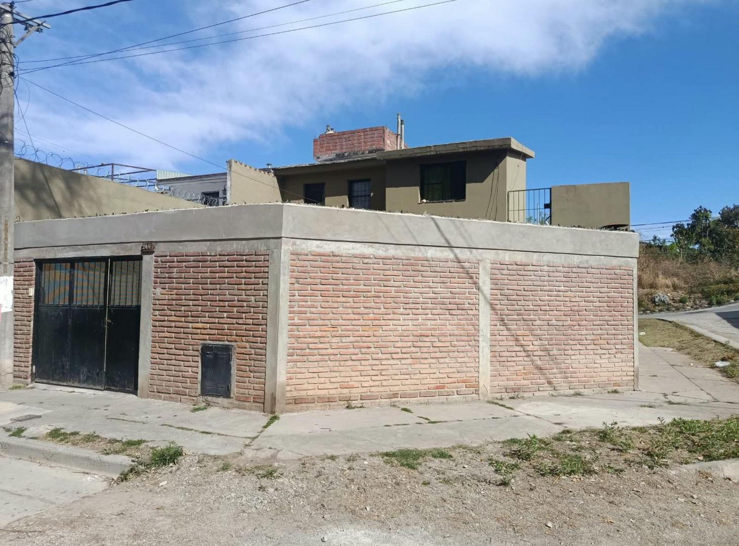 Foto de CASA ALQUILER 3 DORMITORIOS ZONA DELMI, imagen 5