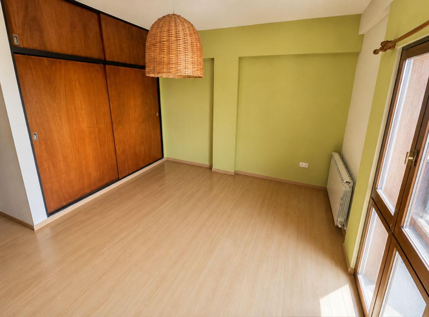 Foto de DEPARTAMENTO AMPLIO VENTA CENTRO 3 DORM C/COCHERA, imagen 4