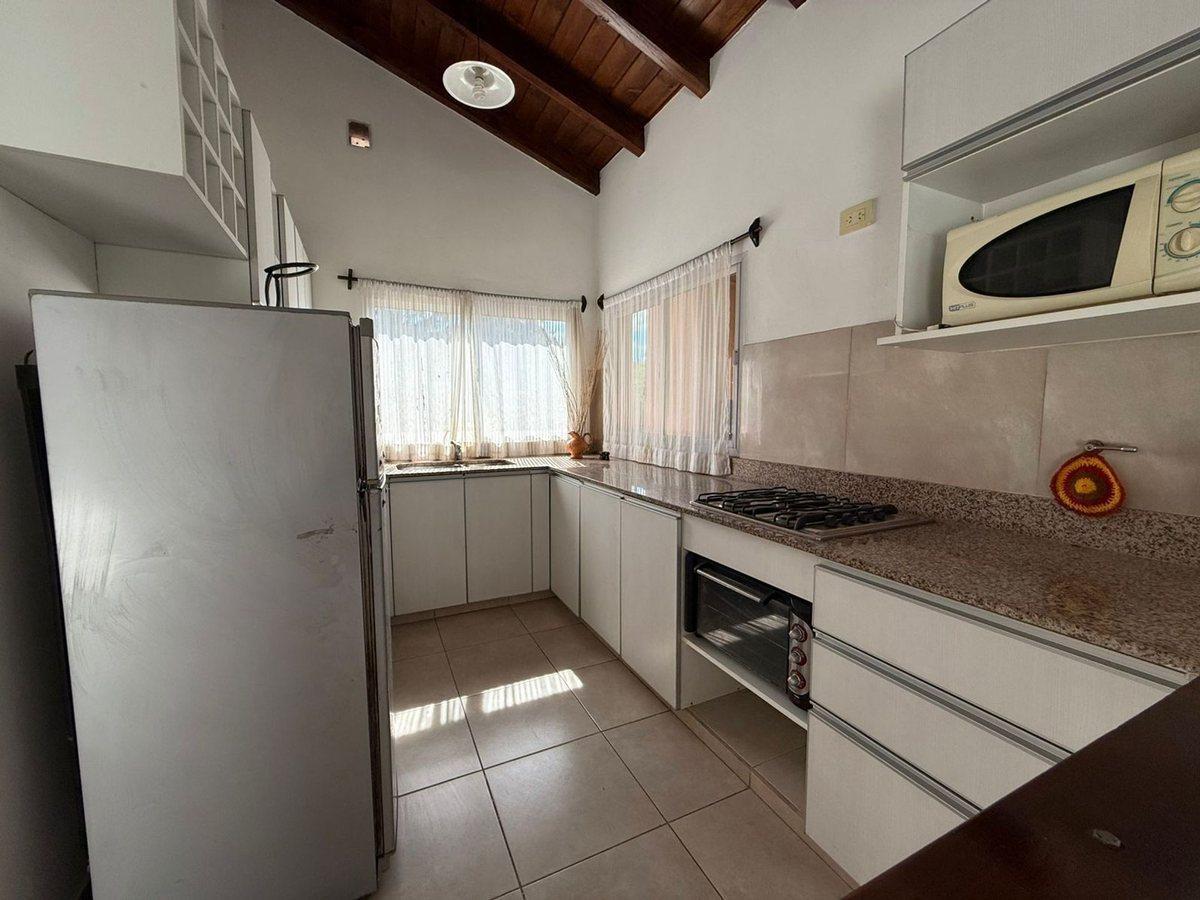 Foto de CASA VENTA APTA CREDITO CON PILETA SAN LUIS, imagen 4