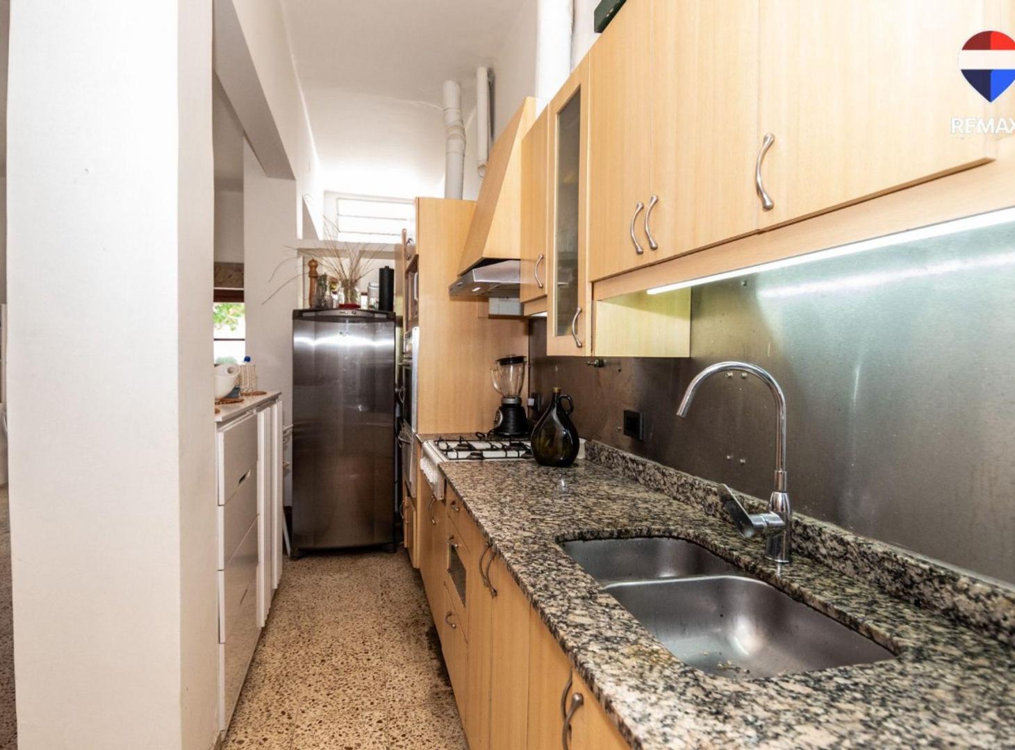 Foto de CASA VENTA CON LOCAL MACROCENTRO APTA CREDITO, imagen 4