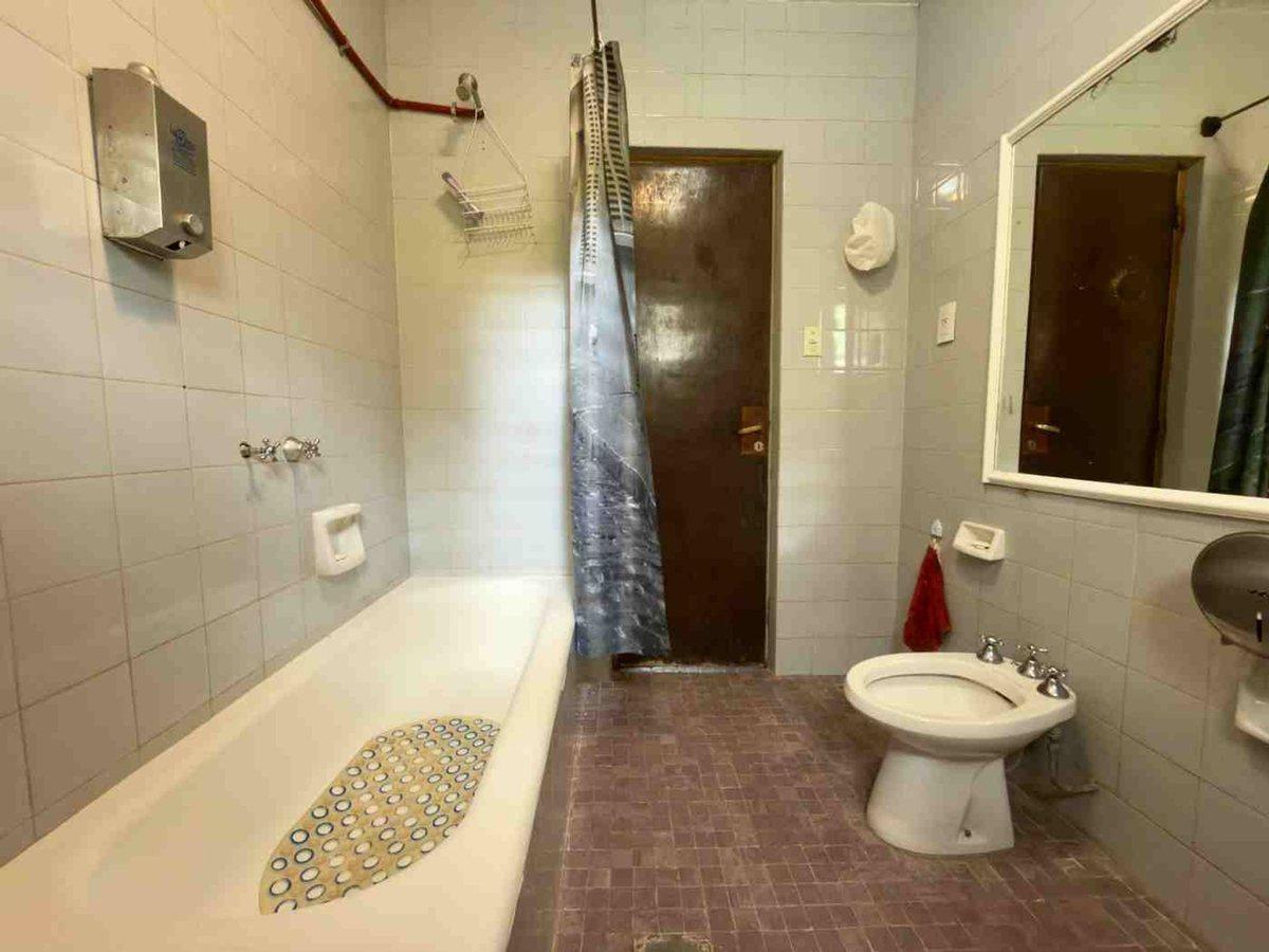 Foto de CASA EN VENTA CON TERRENO 1 HECTAREA RUTA 68, imagen 5