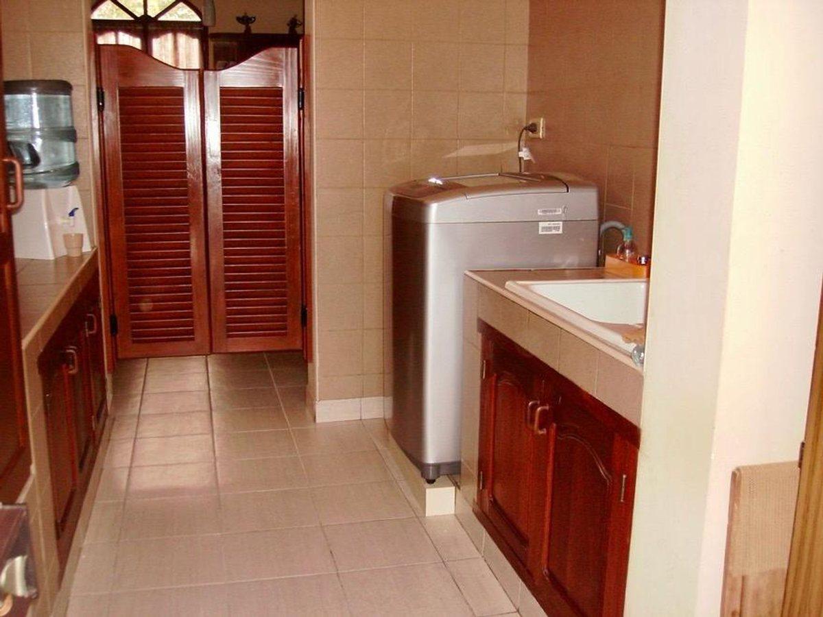 Foto de CASA 4 DORMITORIOS EN VENTA GRAND BOURG SALTA, imagen 5