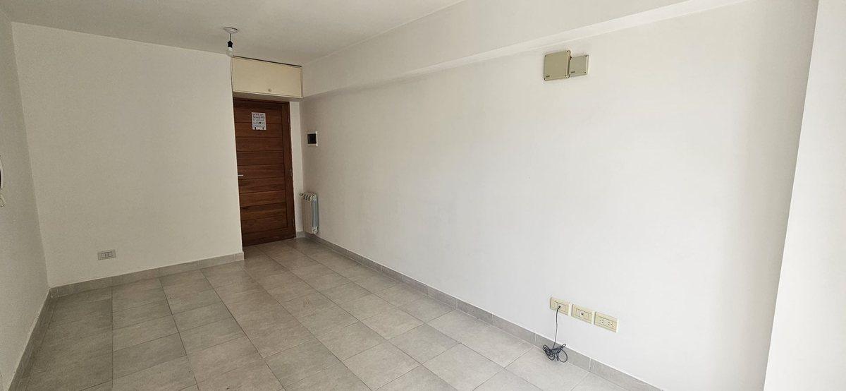 Foto de DEPARTAMENTO EN VENTA ZONA SHOPPING APTO CREDITO, imagen 2