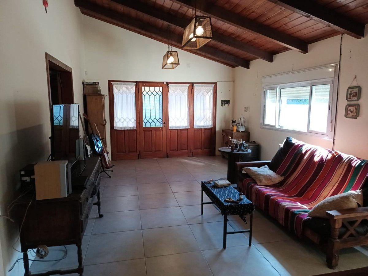 Foto de CASA CON PILETA VENTA ZONA AEROPUERTO, imagen 3
