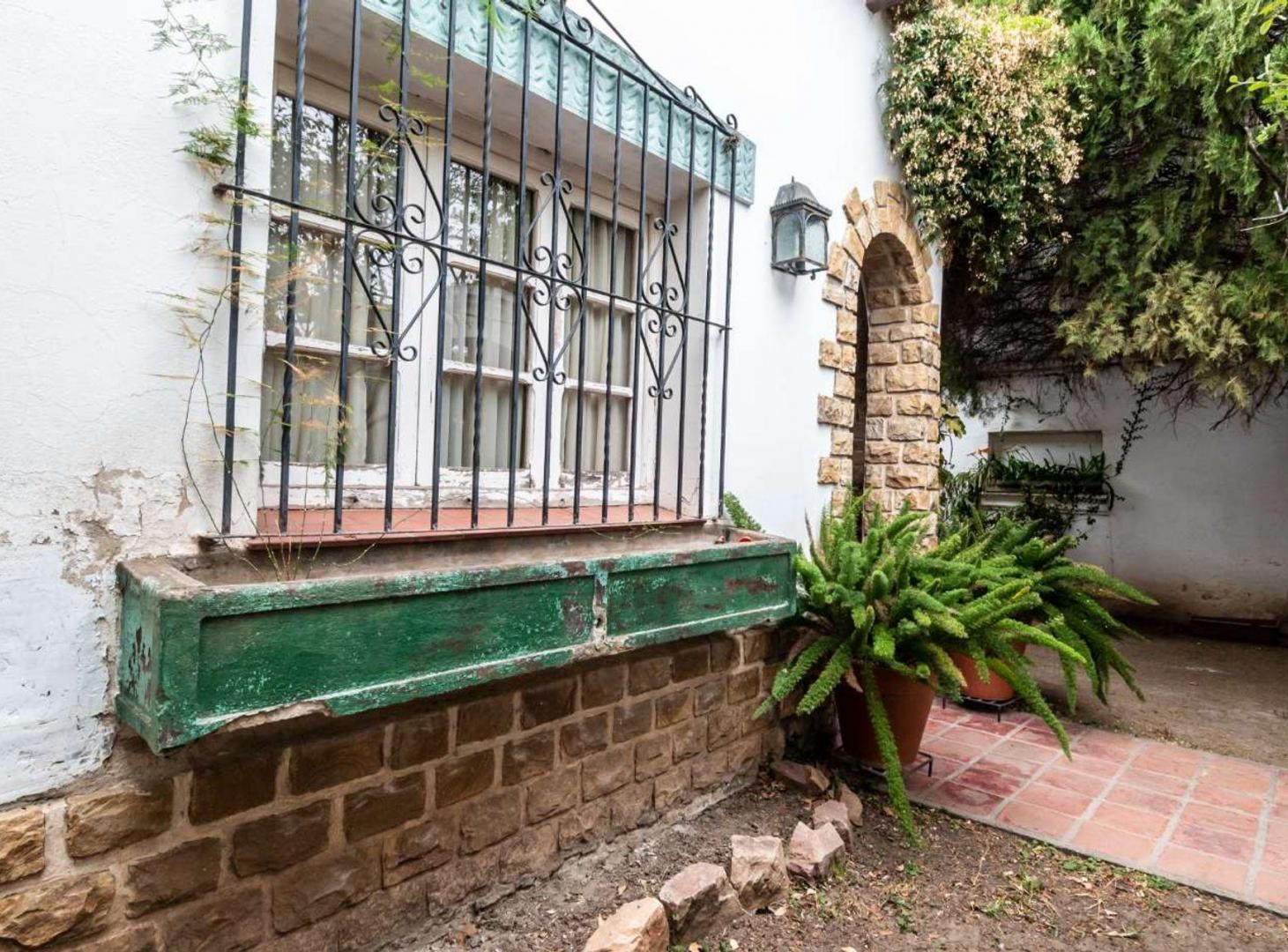 Foto de CASA VENTA APTA CREDITO ZONA SHOPPING ALTO NOA, imagen 2