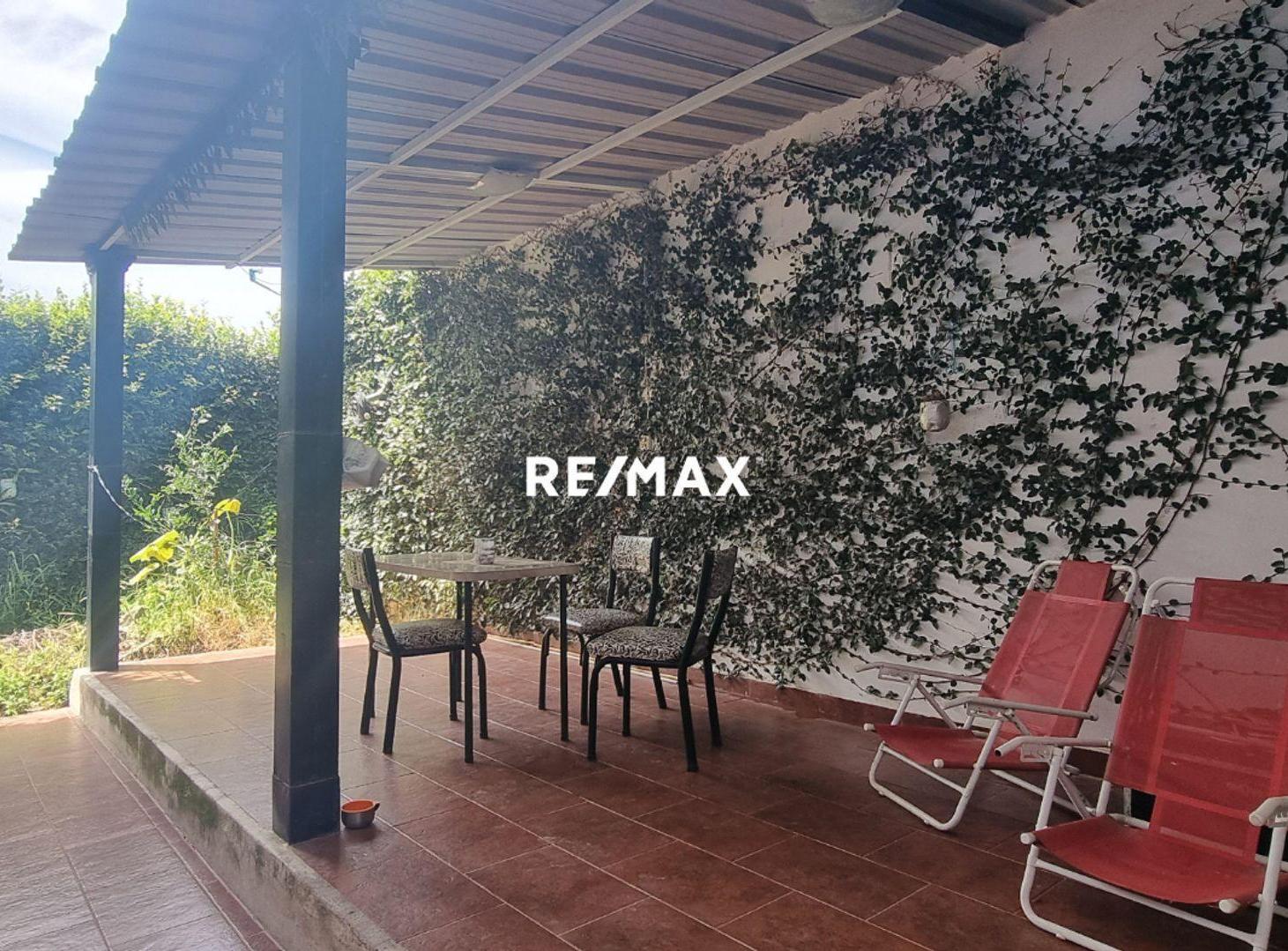 Foto de CASA 4 DORMITORIOS VENTA O PERMUTA ZONA SUR SALTA, imagen 4