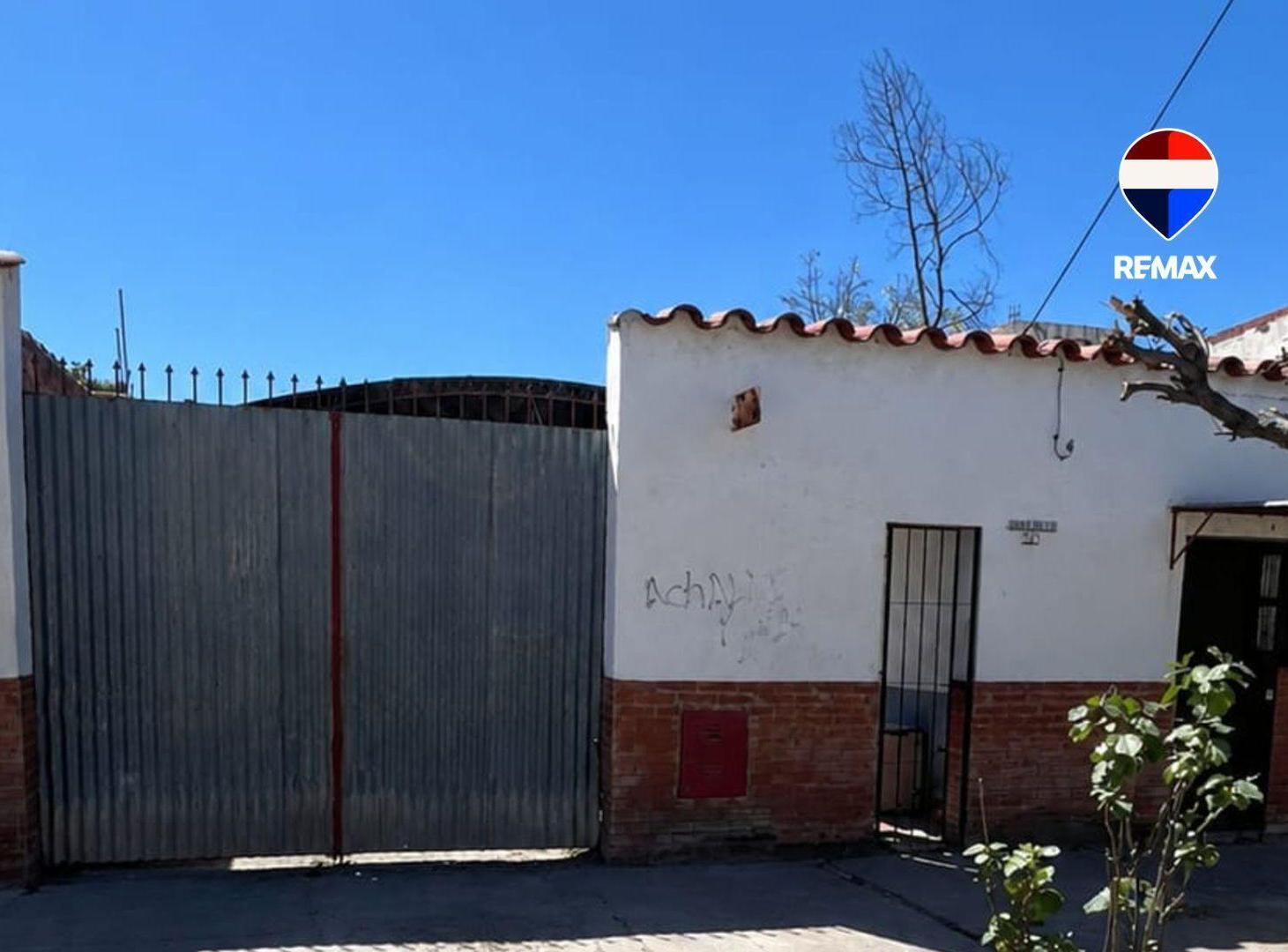 Foto de VENTA GALPON ZONA OESTE 300M2 APTO PERMUTA, imagen 1