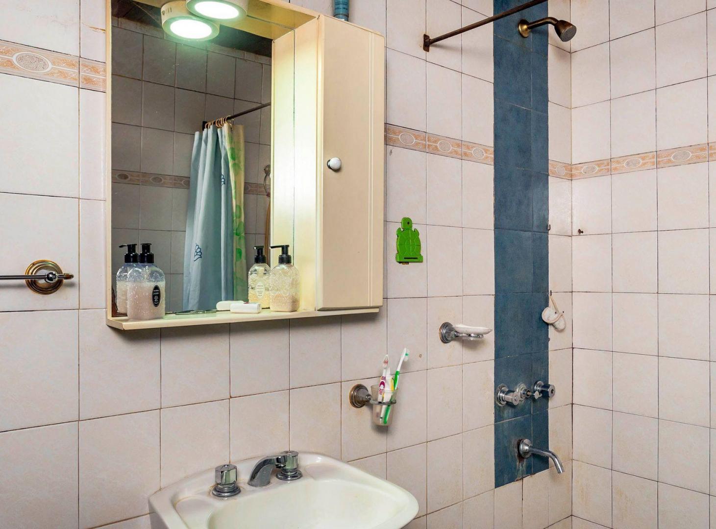 Foto de VENTA CASA CON DPTO ZONA NORTE, imagen 5