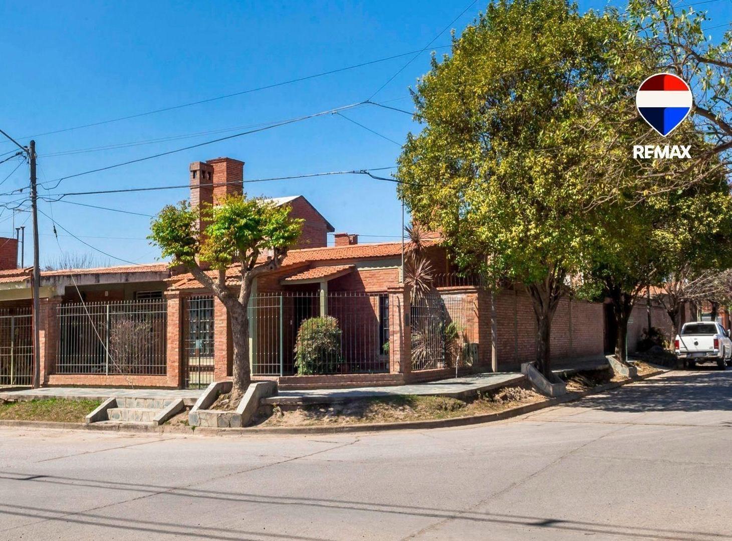 Foto de CASA EN VENTA EN B° SAN NICOLAS 4 DORM ZONA SUR, imagen 1