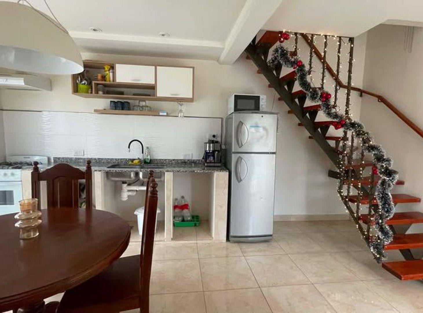 Foto de CASA EN VENTA O PERMUTA CAFAYATE CON PILETA, imagen 5