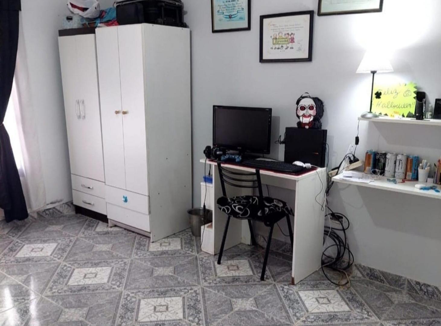 Foto de CASA EN VENTA BARRIO AUTÓDROMO CON GARAGE, imagen 2
