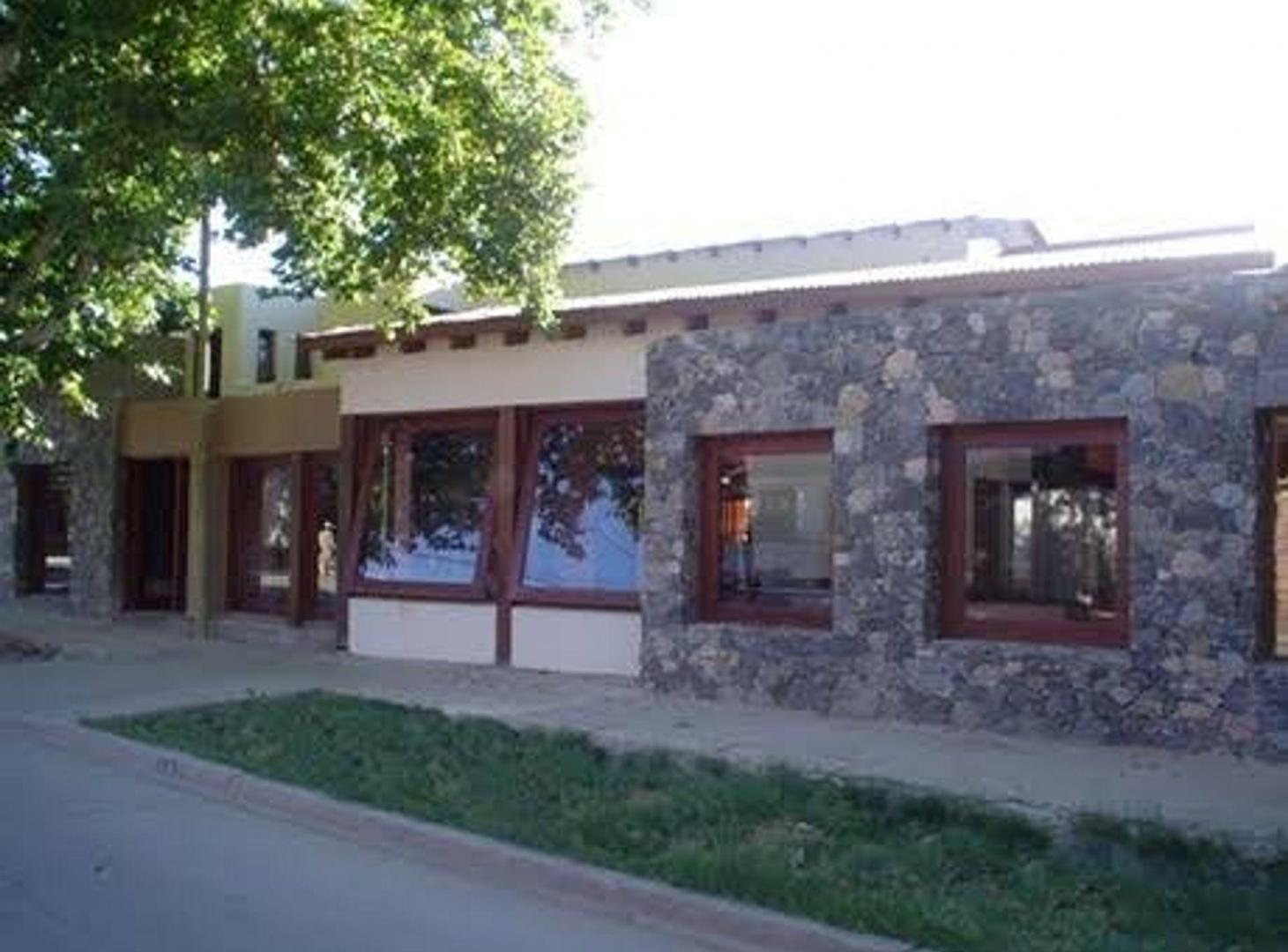 Foto de HOTEL 14 DORMITORIOS VENTA CAFAYATE INVERSION, imagen 1