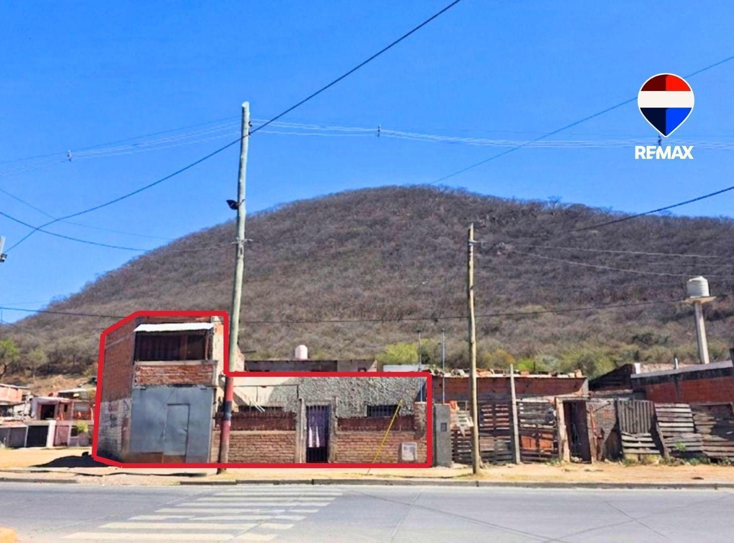Foto de CASA VENTA O PERMUTA AV DELGADILLO ACCESO SALTA, imagen 1