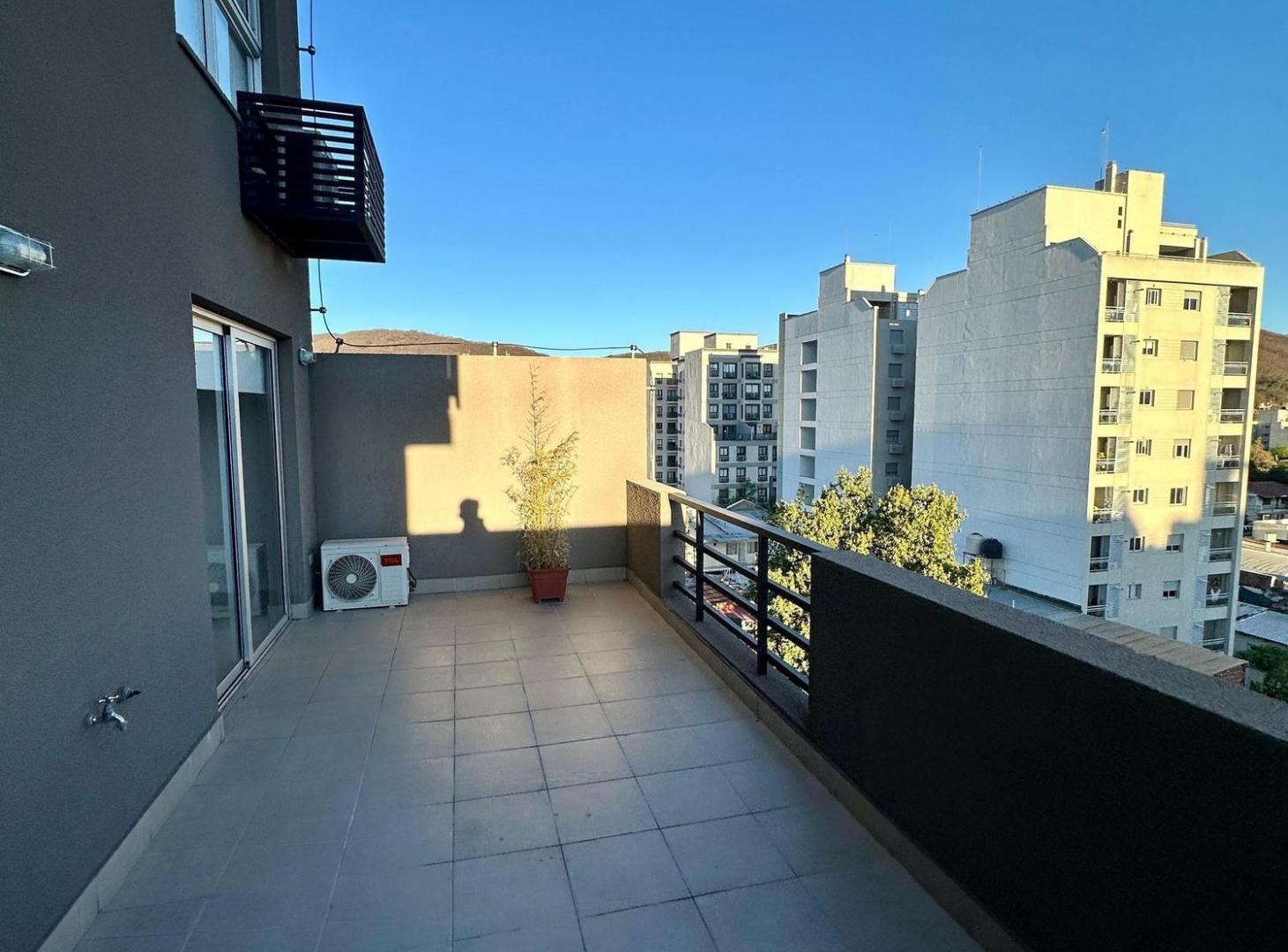 Foto de DEPARTAMENTO 1 DORM VENTA CON AMPLIO BALCON, imagen 2