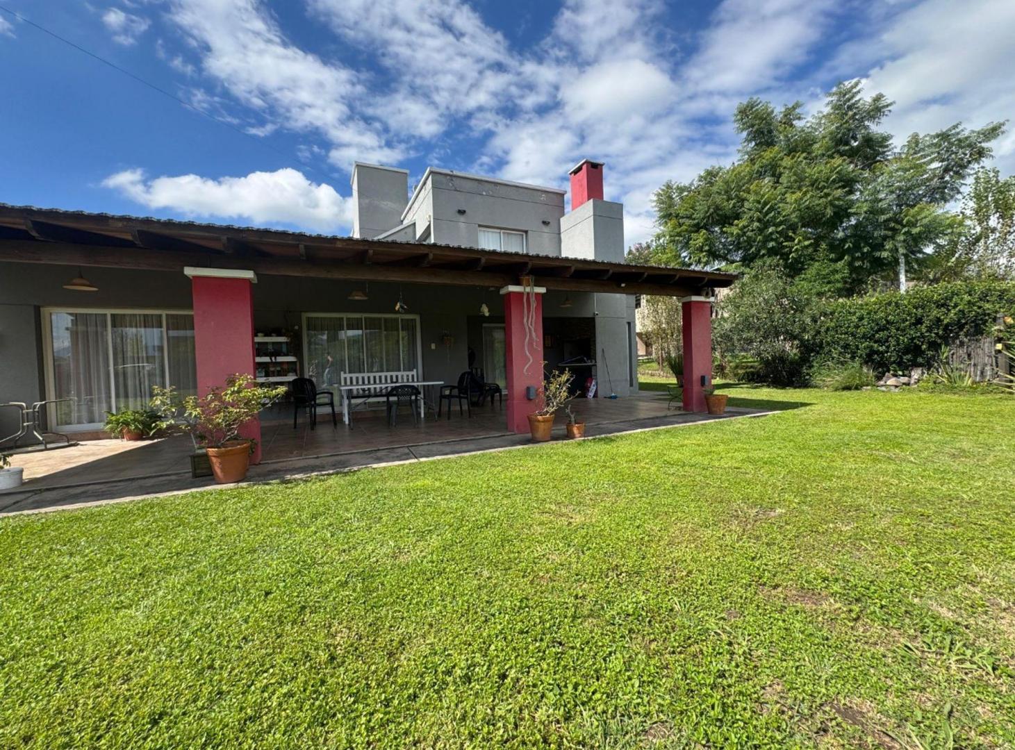 Foto de CASA CON PILETA 3 DORMITORIOS EN VENTA EN SAN LUIS, imagen 2