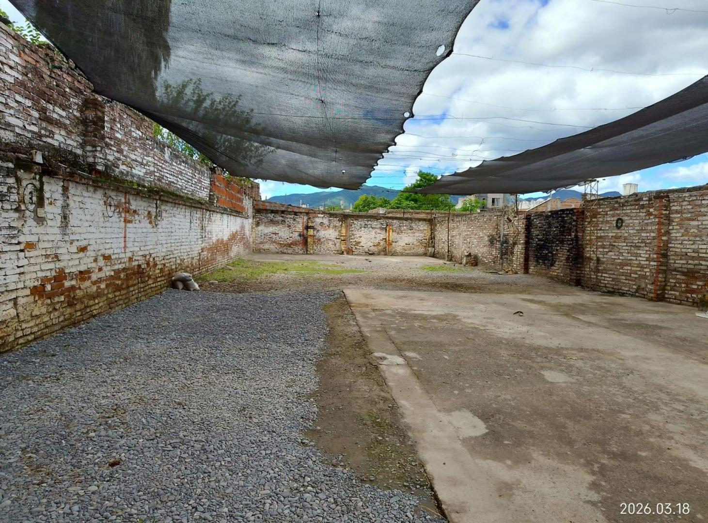 Foto de TERRENO CON LOCAL VENTA O PERMUTA MACROCENTRO, imagen 2