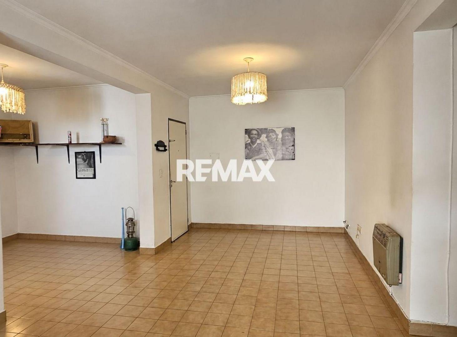 Foto de DEPTO EN VENTA PB 3 DORM MACROCENTRO APTO CRÉDITO, imagen 1