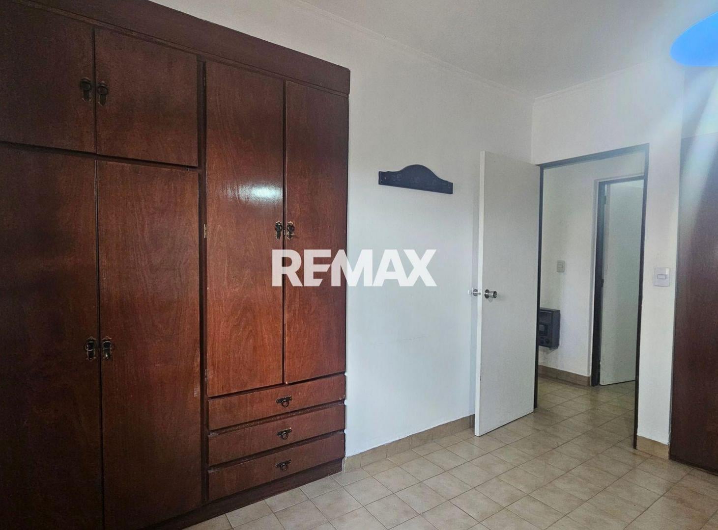 Foto de DEPTO EN VENTA PB 3 DORM MACROCENTRO APTO CRÉDITO, imagen 5