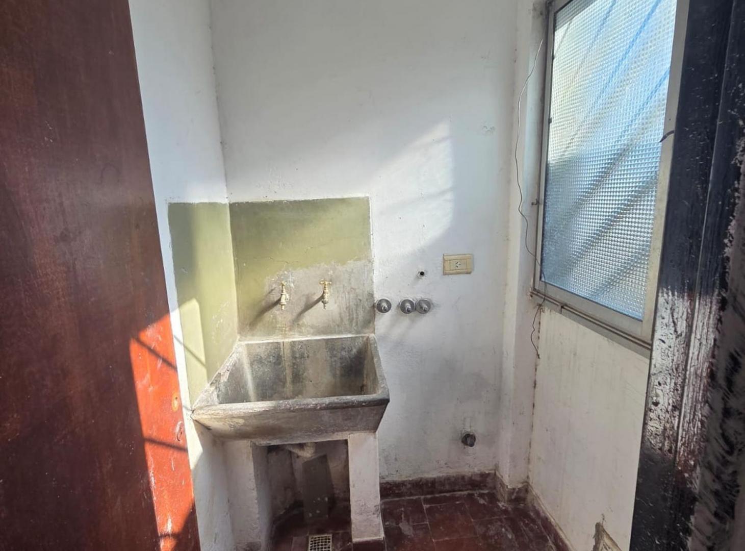 Foto de VENTA DEPTO 3 DORMITORIOS ZONA SUR APTO CREDITO, imagen 5