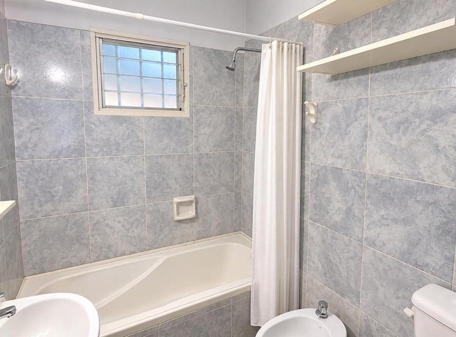 Foto de CASA EN VENTA 2 DORMITORIOS EL HUAICO ZONA NORTE, imagen 3