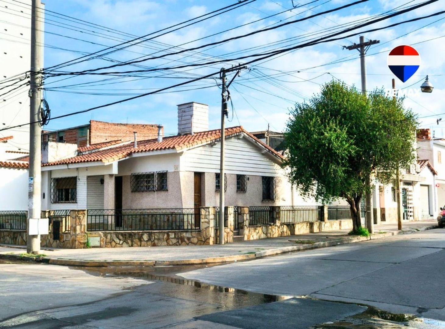 Foto de CASA 3 DORM + DEPARTAMENTO VENTA MACROCENTRO, imagen 1