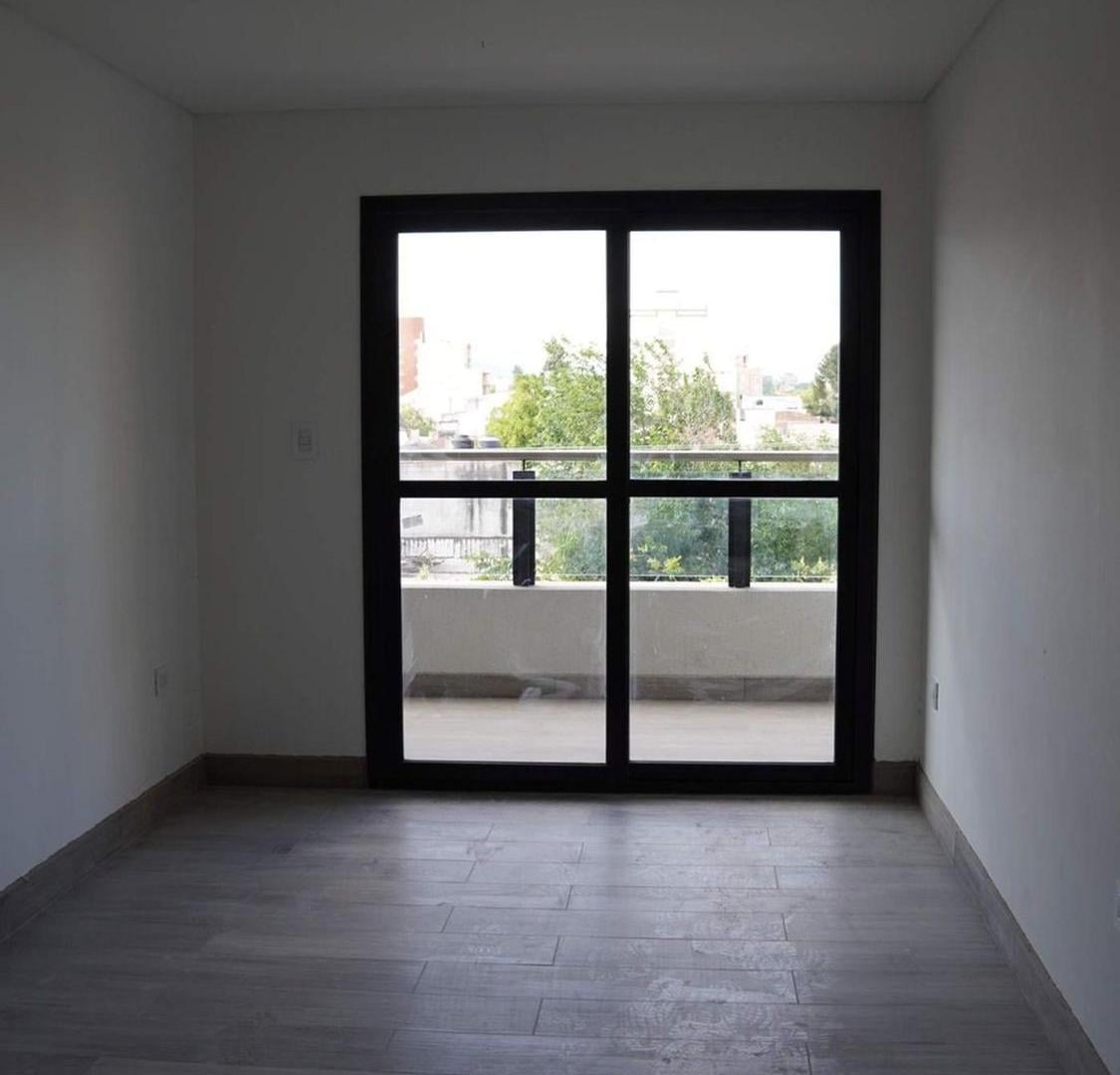 Foto de DEPARTAMENTO 2 DORMITORIOS VENTA MACROCENTRO, imagen 2