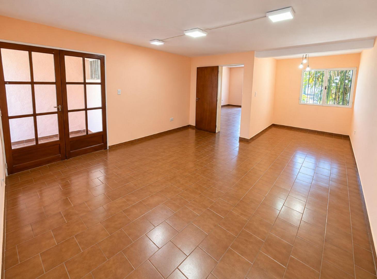 Foto de CASA VENTA PARQUE BELGRANO 1ER ETAPA 3 DORMITORIOS, imagen 2