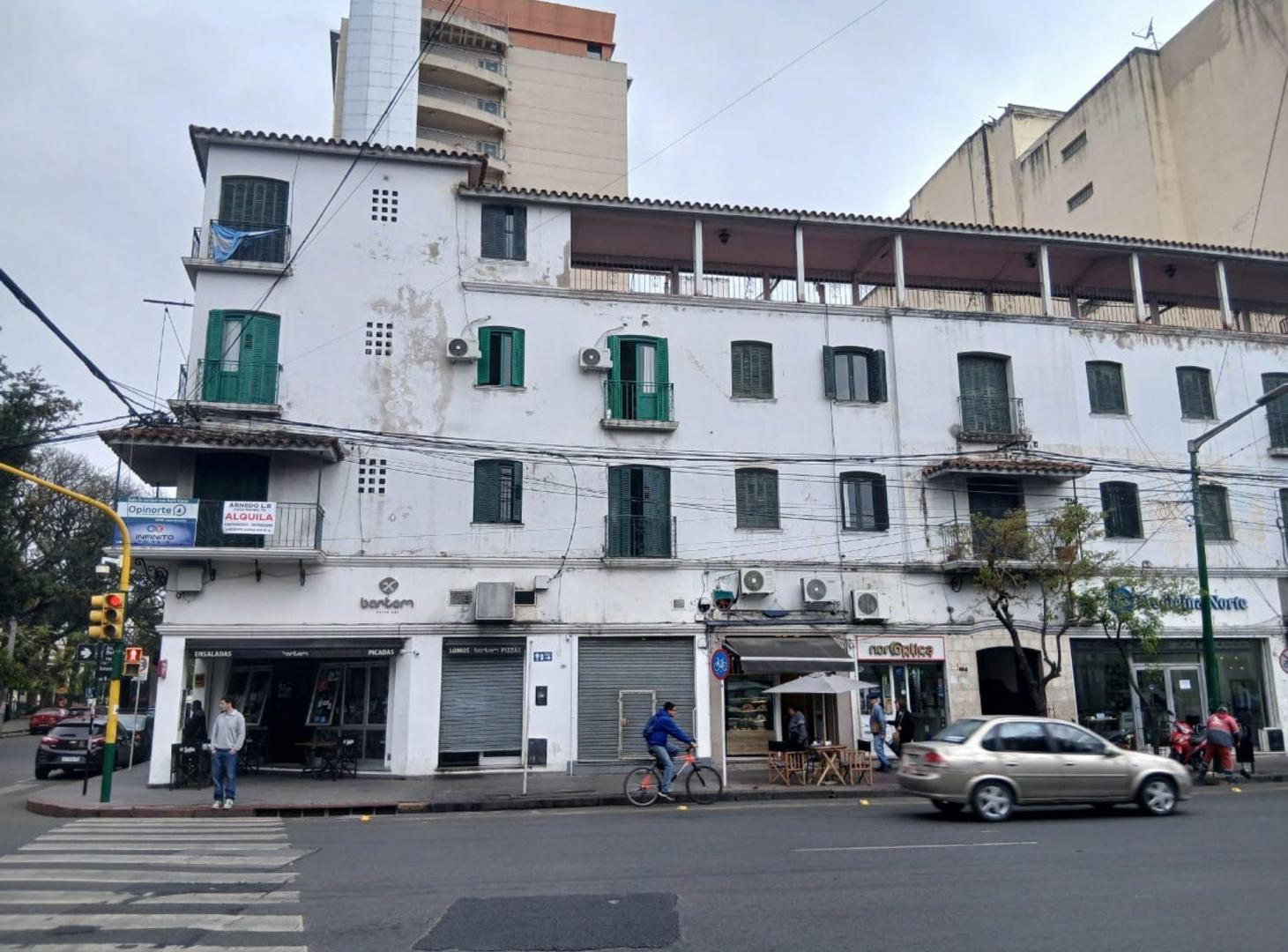 Foto de DEPARTAMENTO VENTA O PERMUTA 2 DORM AV. BELGRANO, imagen 4