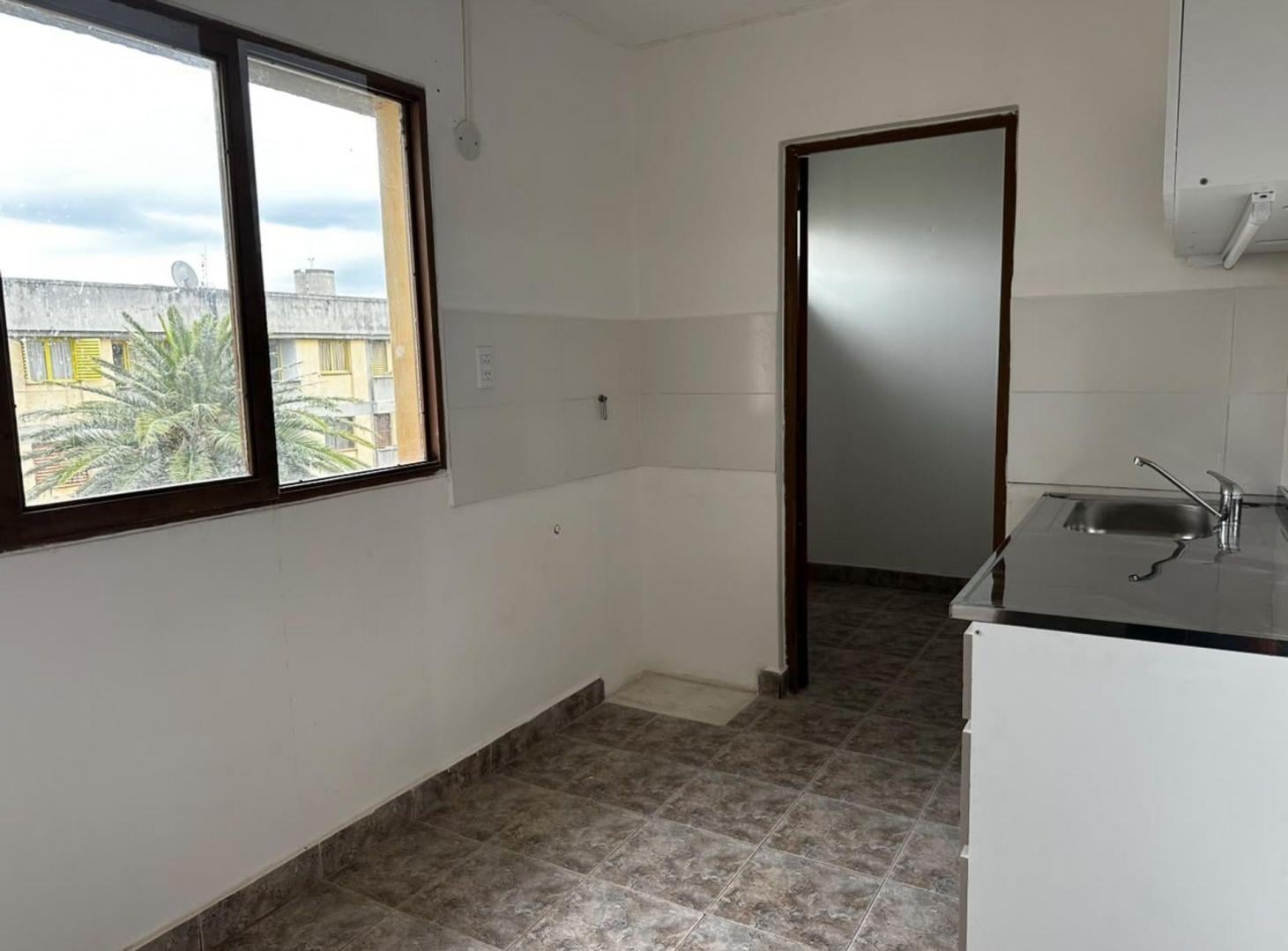 Foto de ALQUILER DEPTO 3 DORM BARRIO DOCENTE ZONA SUR, imagen 2
