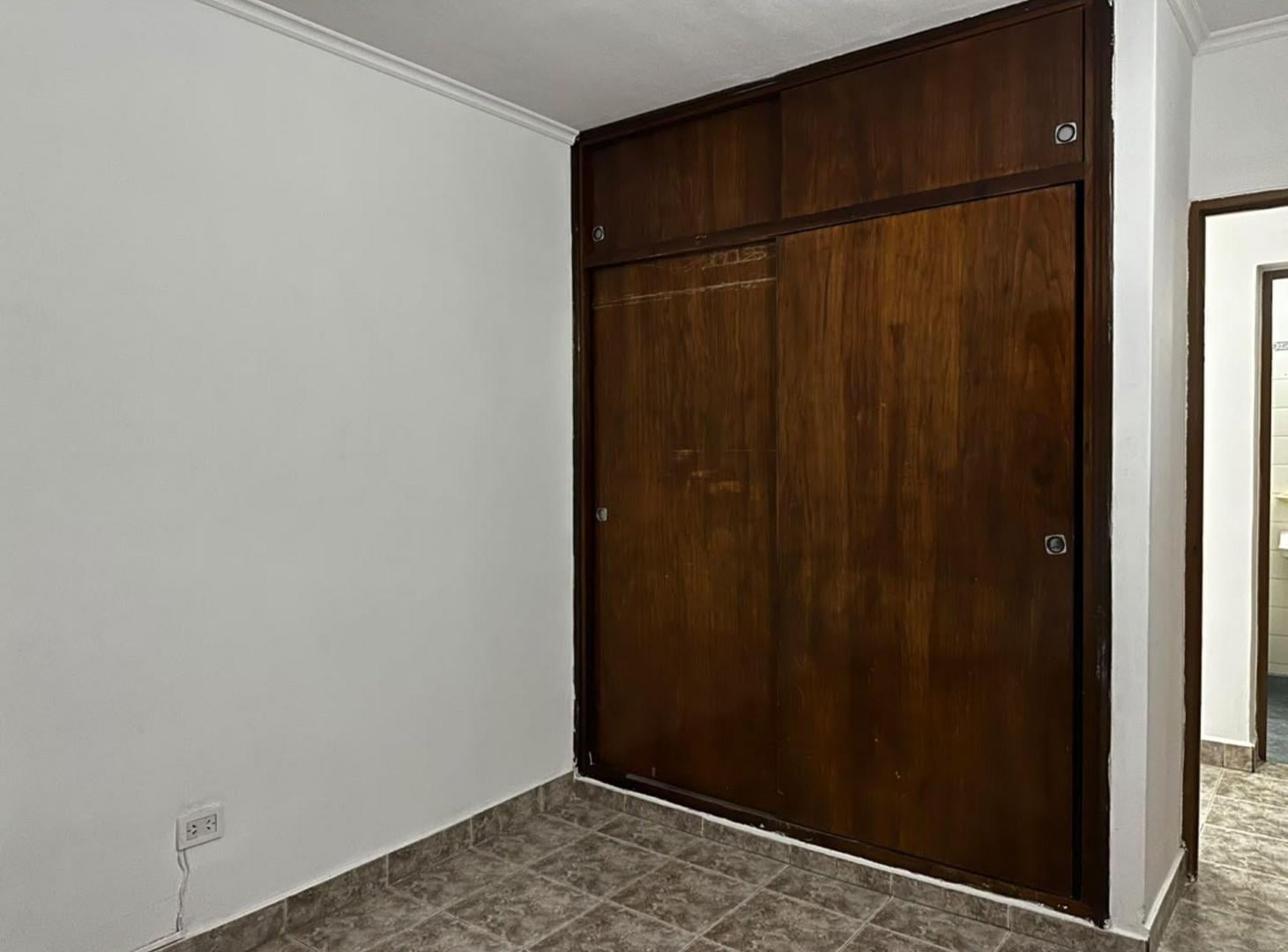 Foto de ALQUILER DEPTO 3 DORM BARRIO DOCENTE ZONA SUR, imagen 5