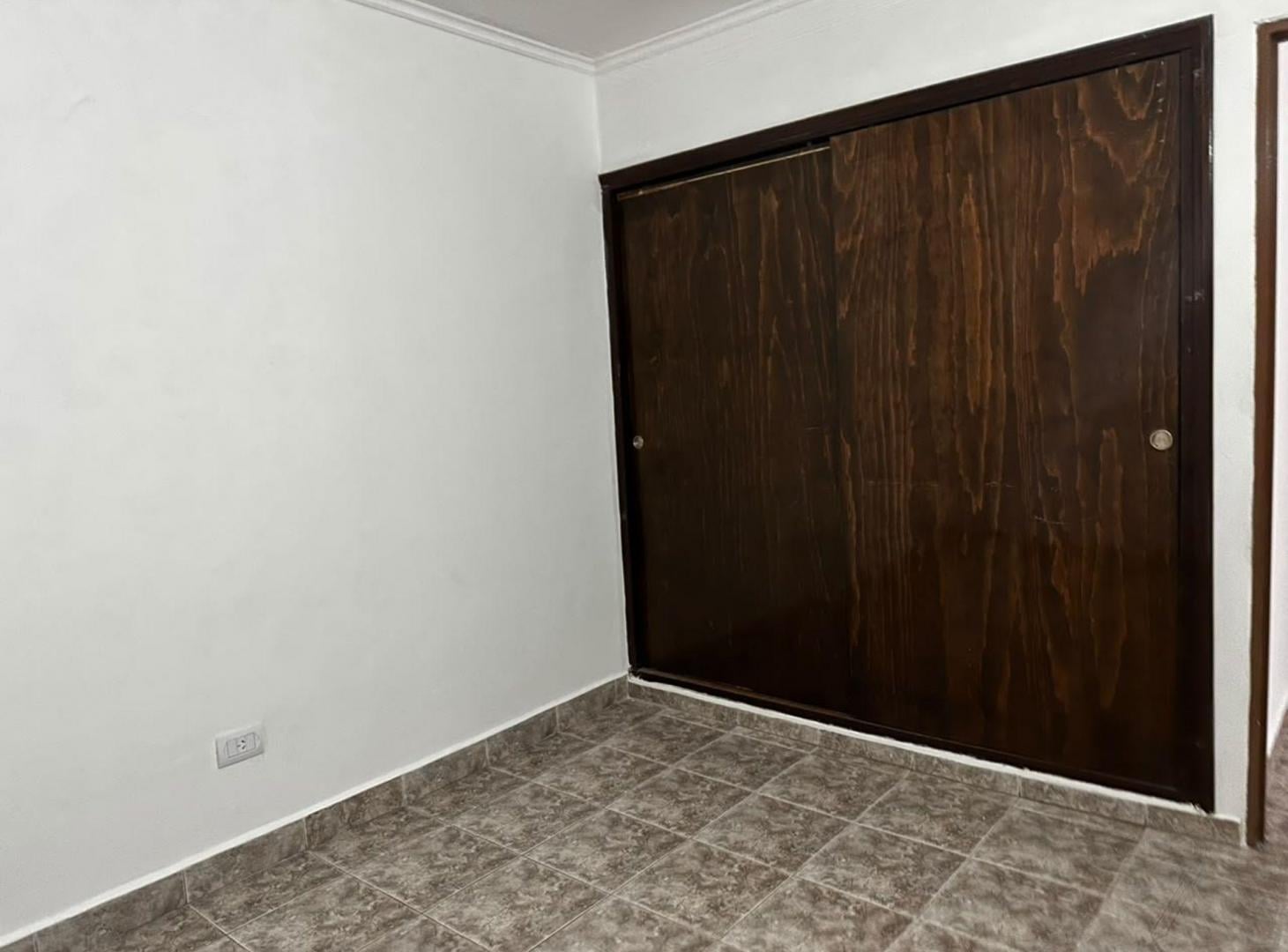 Foto de ALQUILER DEPTO 3 DORM BARRIO DOCENTE ZONA SUR, imagen 4