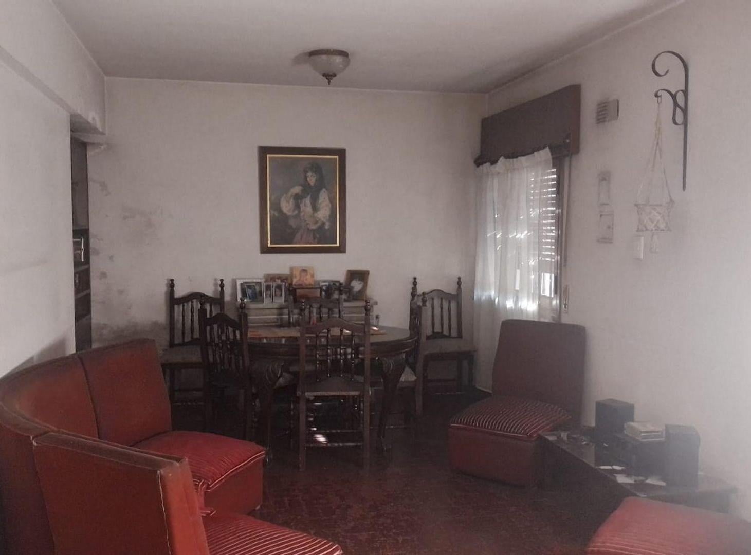 Foto de VENTA CASA 3 DORM ZONA MACROCENTRO C/COCHERA, imagen 3