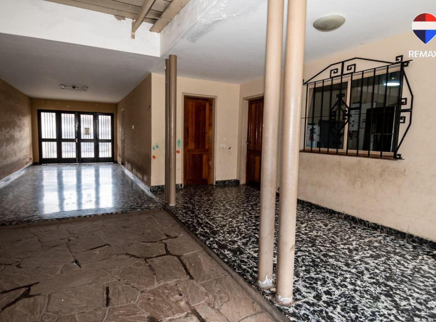 Foto de VENTA CASA 3 DORM MACROCENTRO APTA CR HIPOTECARIO, imagen 3