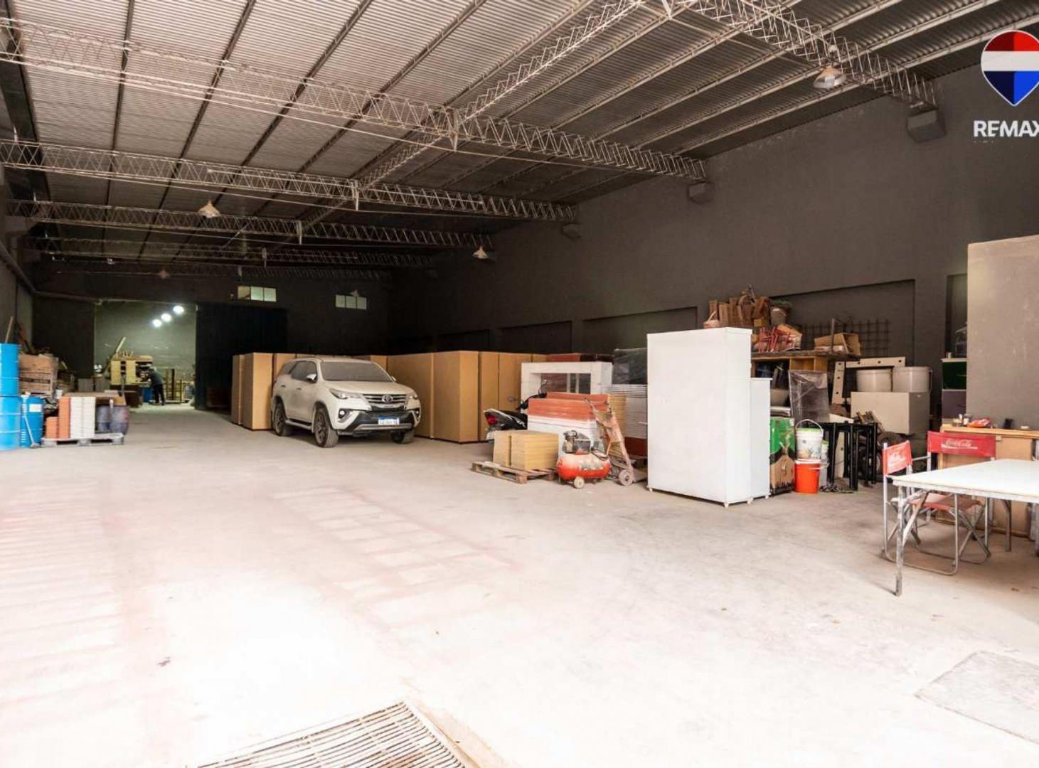 Foto de VENTA/PERMUTA GALPON AV. ARTIGAS ACCESO A SALTA, imagen 3