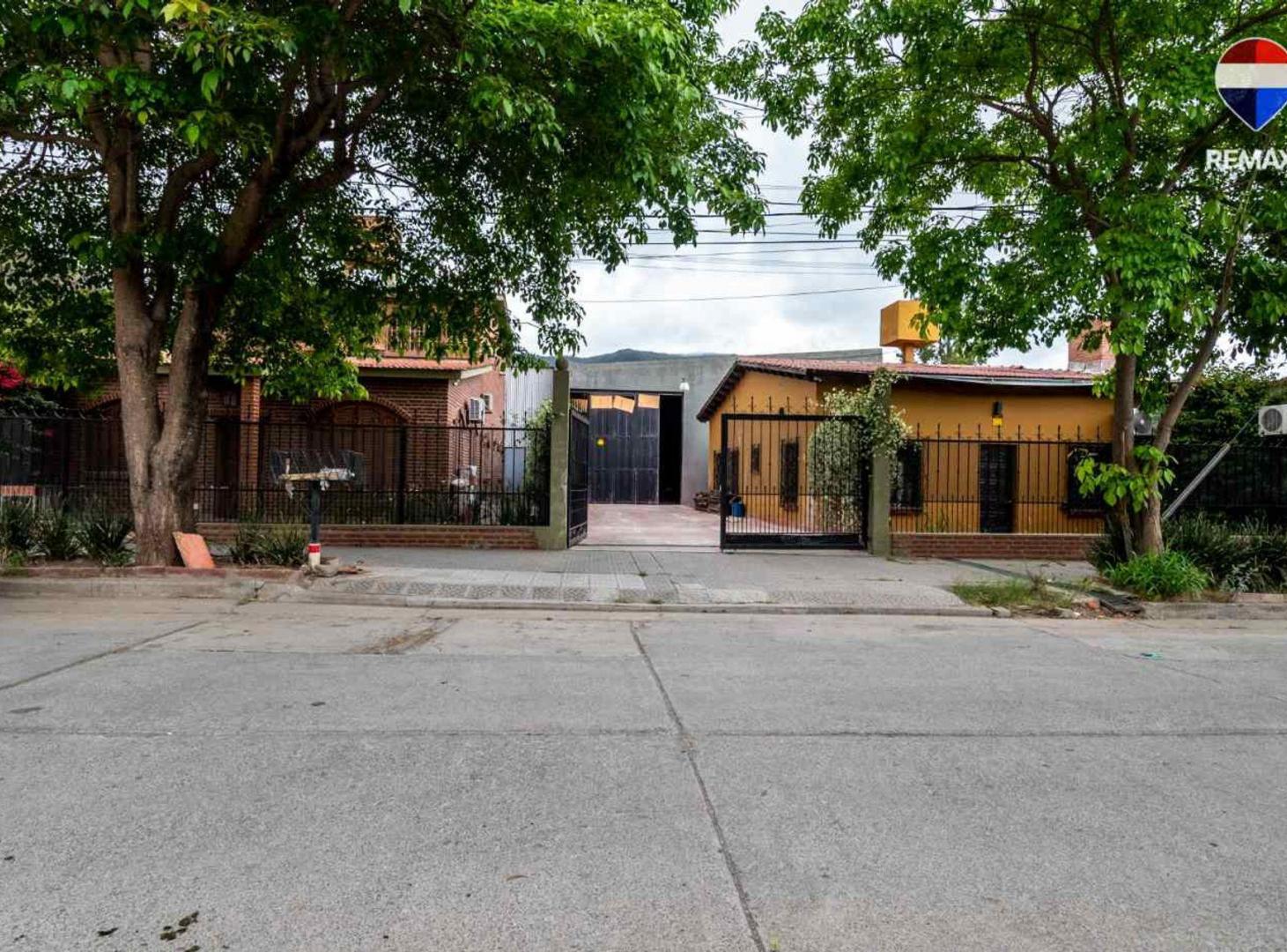 Foto de VENTA/PERMUTA GALPON AV. ARTIGAS ACCESO A SALTA, imagen 2